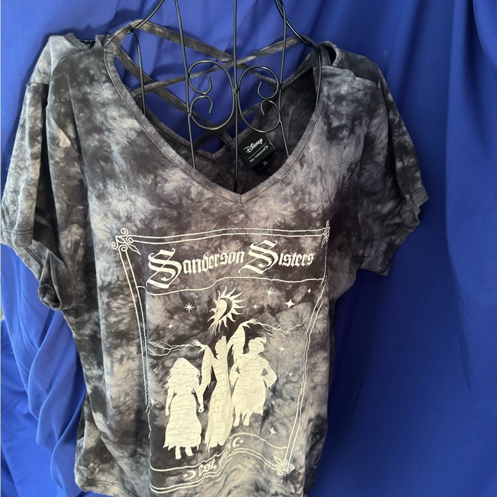Her Universe Charcoal Tee